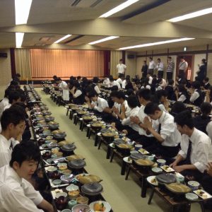 Aコース二日目の夕食。