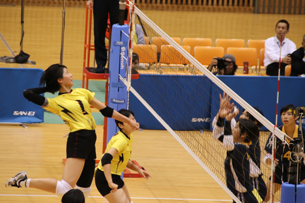 H30_volley08