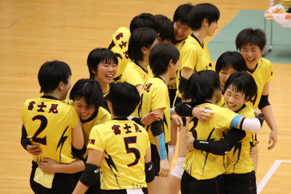 H30_volley11